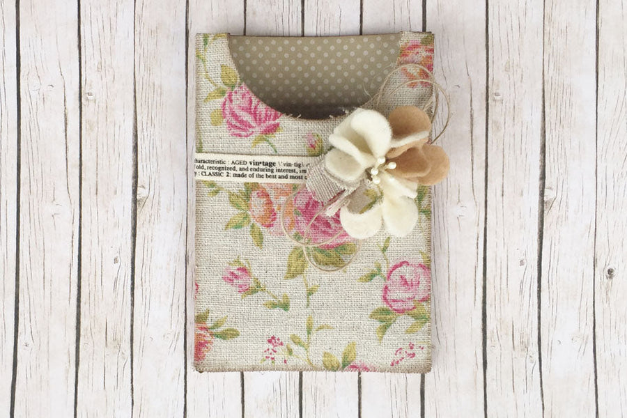 Pretty Vintage Gift Created with Scoop Pocket Steel Rule Die